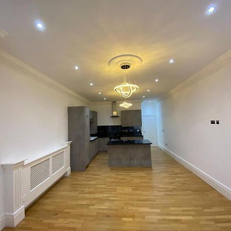 Luxury Apartment Apt4 Вулвергемптон Экстерьер фото